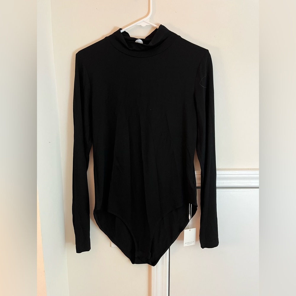 Mangopop black bodysuit